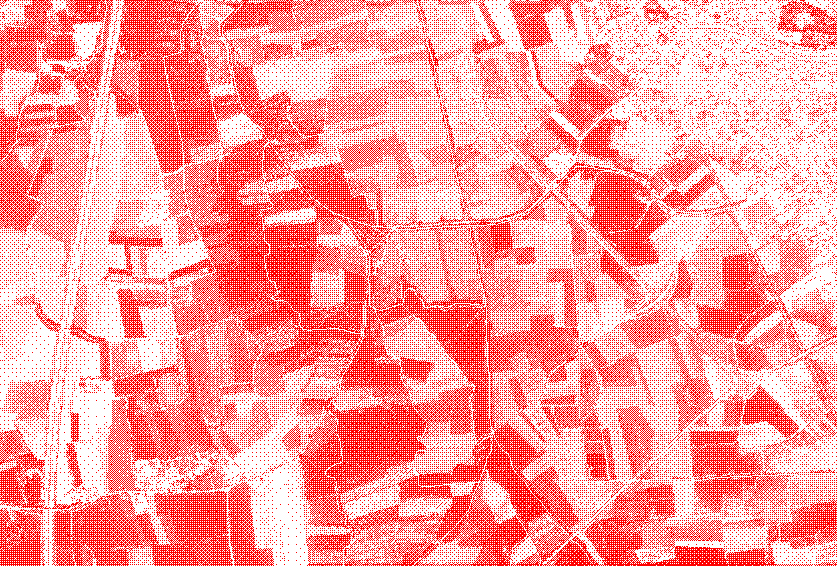Satellite image of agricultural fields with the main hydrographic network traced in blue.